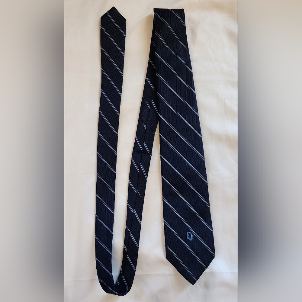 CHRISTIAN DIOR MEN'S TIE.